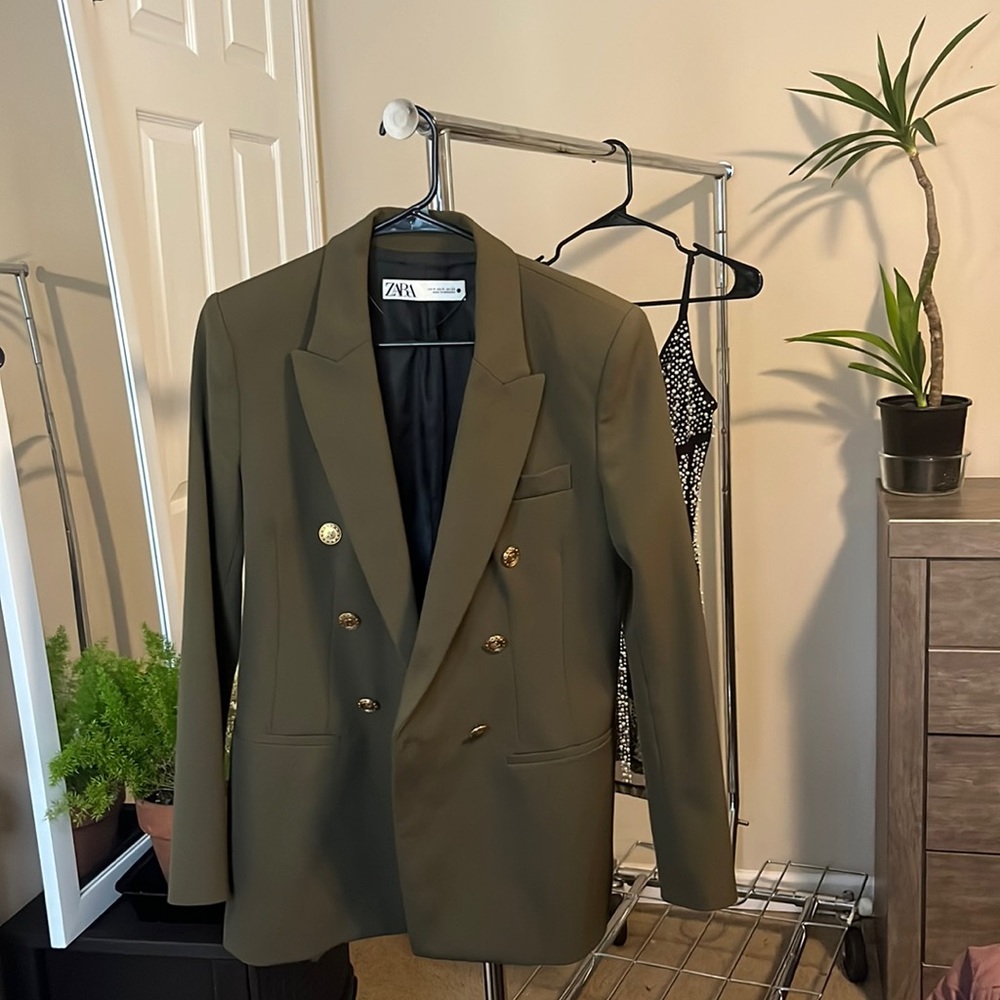 Zara Tailored Blazer with Gold Buttons